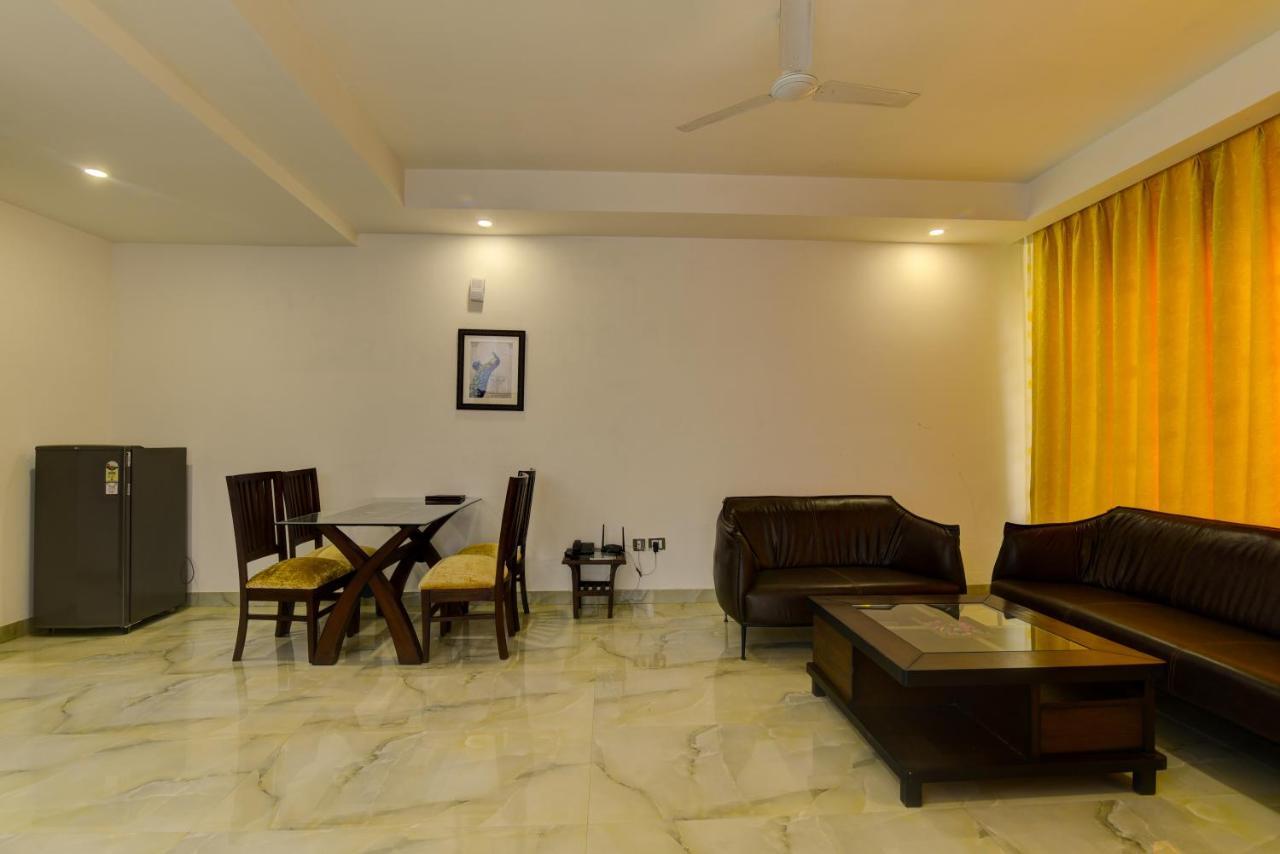 Country Inn Hotels & Resorts Vrindāvan Екстериор снимка